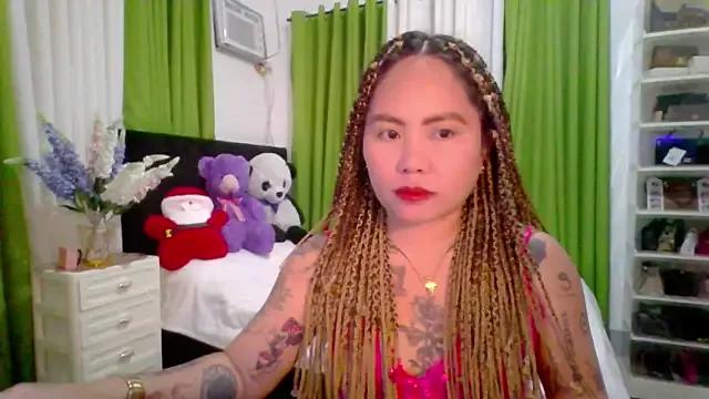 Check-out your craziest wishes with our pick of gaming cams models, featuring big knockers, round tails and tight twats.