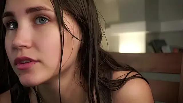 EthalFlowers from StripChat is Freechat