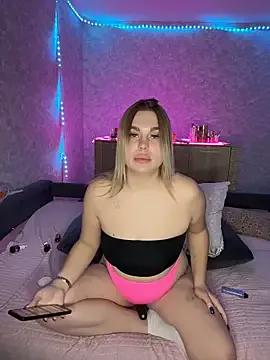 Evaaa_Babiesss from StripChat is Freechat