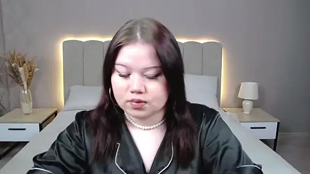 EvaNova_ from StripChat is Freechat