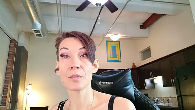 EveEnigma from StripChat