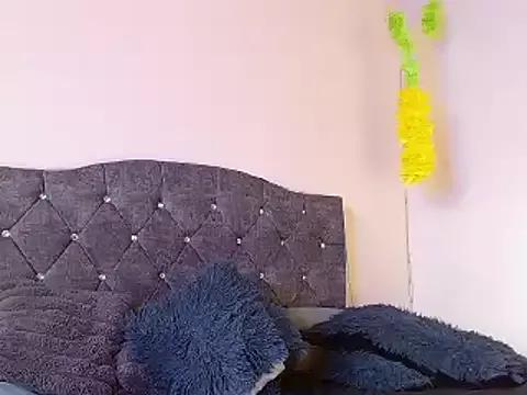 everly_monroe from StripChat is Freechat