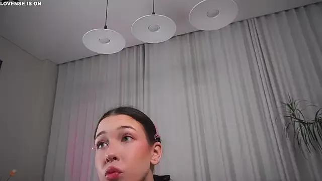 EviaRabasca from StripChat is Freechat