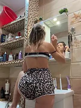 EvvaMur from StripChat is Freechat