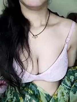 Fair-magic-woman from StripChat is Freechat