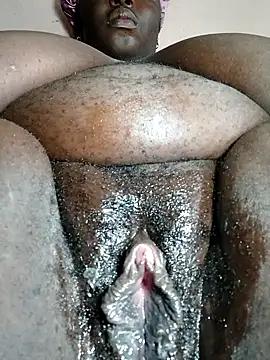 fatpussysasha from StripChat is Freechat