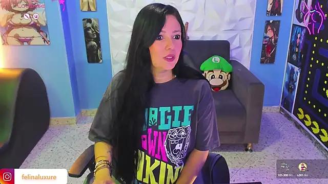 Check-out your craziest wishes with our pick of gaming cams models, featuring big knockers, round tails and tight twats.