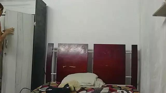 Check-out your craziest wishes with our pick of gaming cams models, featuring big knockers, round tails and tight twats.