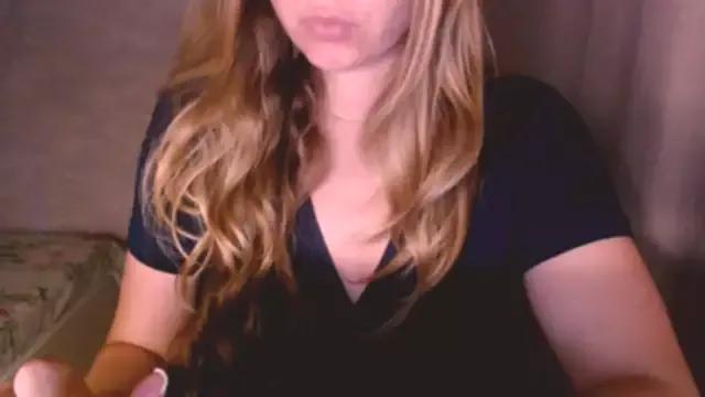 fiona_cute_2 from StripChat is Freechat