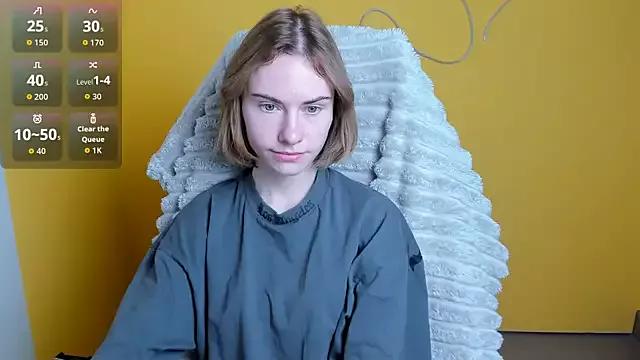 Check-out your craziest wishes with our pick of gaming cams models, featuring big knockers, round tails and tight twats.