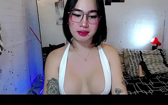 FlaviaStrinova from StripChat is Freechat