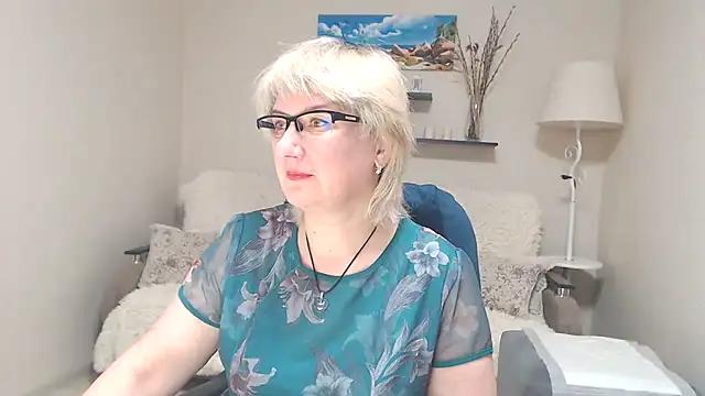 FleurMays from StripChat is Freechat