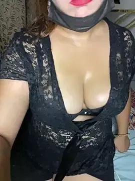 Flirty_queen from StripChat is Freechat