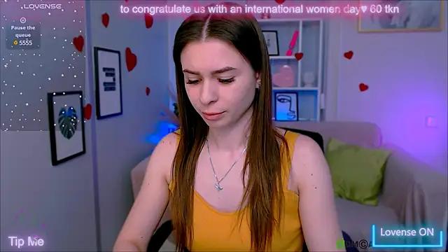 Check-out your craziest wishes with our pick of gaming cams models, featuring big knockers, round tails and tight twats.