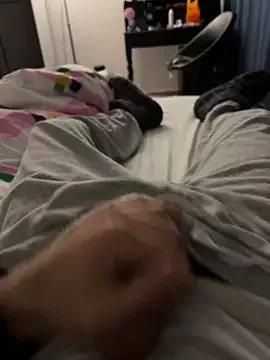 Photos of Frankieyyy1 from StripChat is Freechat