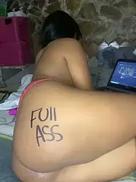 Check-out your craziest wishes with our pick of gaming cams models, featuring big knockers, round tails and tight twats.