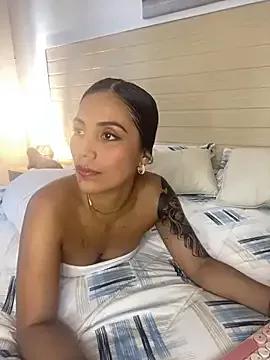 Check-out your craziest wishes with our pick of gaming cams models, featuring big knockers, round tails and tight twats.