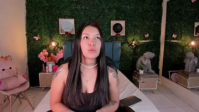 GabyyCute_ from StripChat is Freechat