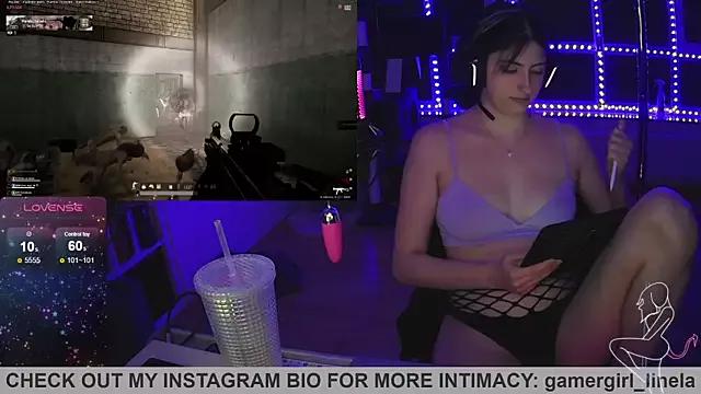 Check-out your craziest wishes with our pick of gaming cams models, featuring big knockers, round tails and tight twats.