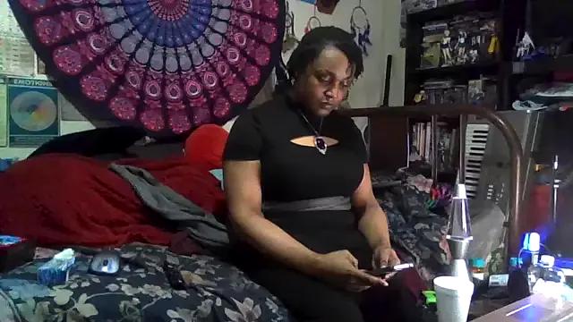 GardeniaFields from StripChat is Freechat