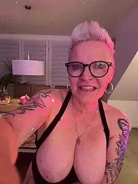 Photos of German_Milf from StripChat is Group
