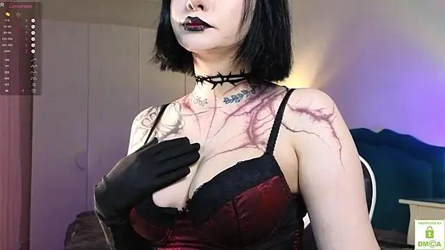 Check-out your craziest wishes with our pick of gaming cams models, featuring big knockers, round tails and tight twats.