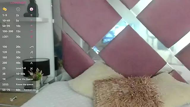 giaa_davis from StripChat is Freechat