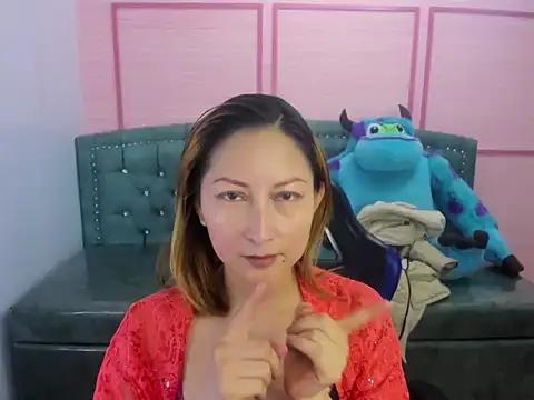 giaddapink_t from StripChat is Freechat