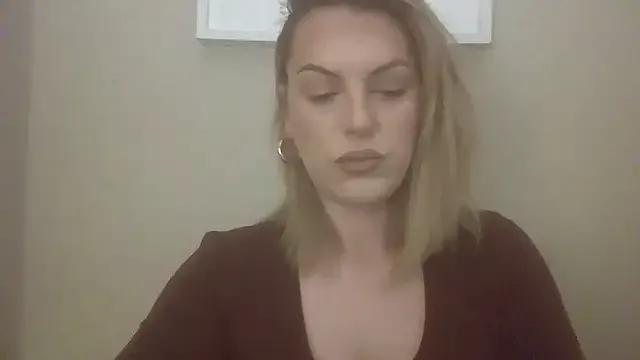 Gigi-Honey from StripChat is Freechat