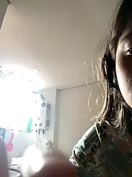 girl-anni from StripChat is Freechat