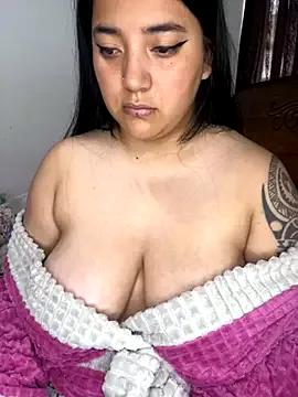 Check-out your craziest wishes with our pick of gaming cams models, featuring big knockers, round tails and tight twats.