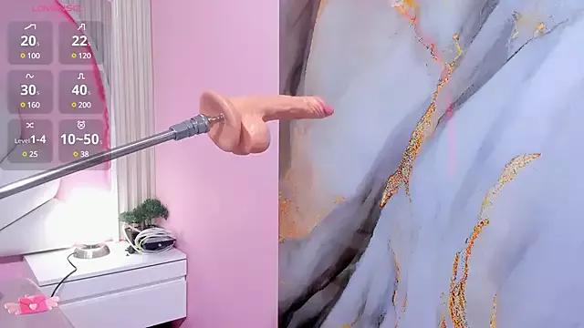 golden_bigboobs from StripChat is Freechat