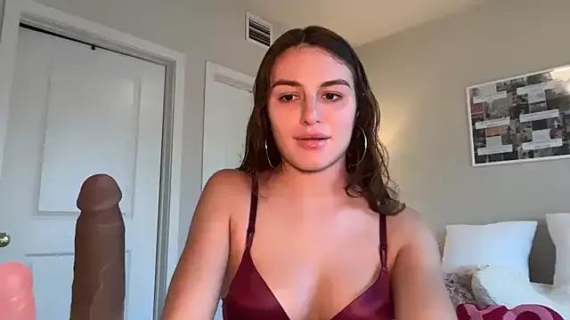 Check-out your craziest wishes with our pick of gaming cams models, featuring big knockers, round tails and tight twats.