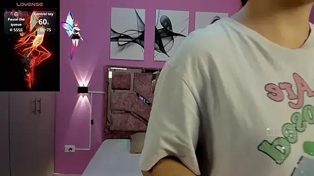 green_lovv from StripChat is Freechat