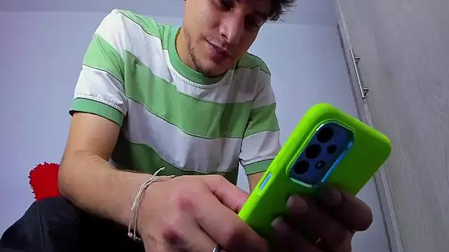 guy_master from StripChat is Freechat