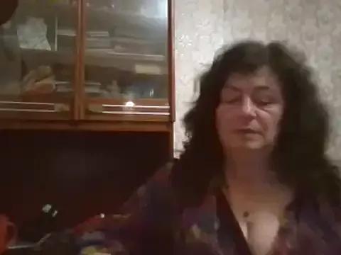 GypsiQueen2 from StripChat is Freechat