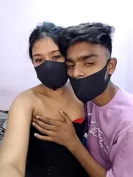 Haavsi_couple from StripChat is Freechat