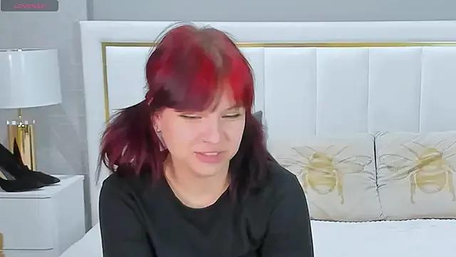 Check-out your craziest wishes with our pick of gaming cams models, featuring big knockers, round tails and tight twats.