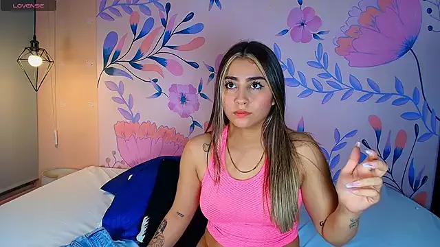 Hanna_Castroo from StripChat is Freechat