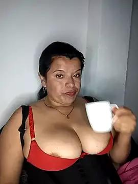 Hanna_Kieran from StripChat