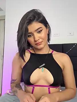 Check-out your craziest wishes with our pick of gaming cams models, featuring big knockers, round tails and tight twats.