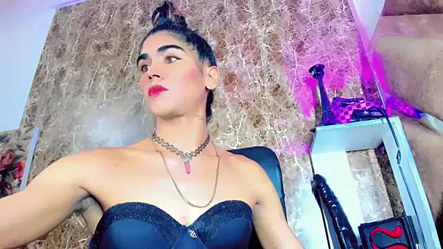 Check-out your craziest wishes with our pick of gaming cams models, featuring big knockers, round tails and tight twats.