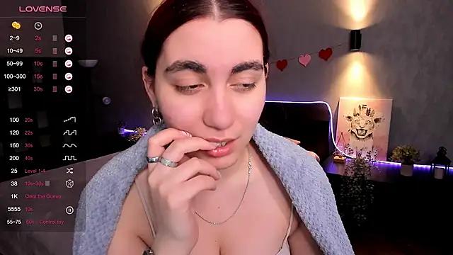 Check-out your craziest wishes with our pick of gaming cams models, featuring big knockers, round tails and tight twats.