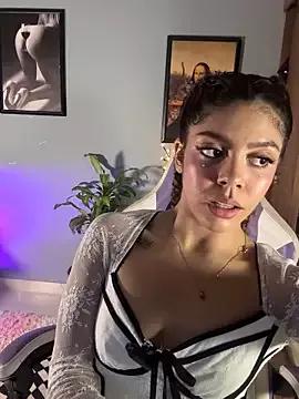 hannachris- from StripChat is Freechat