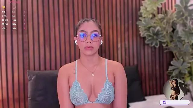 Hannah_Pavan from StripChat is Freechat
