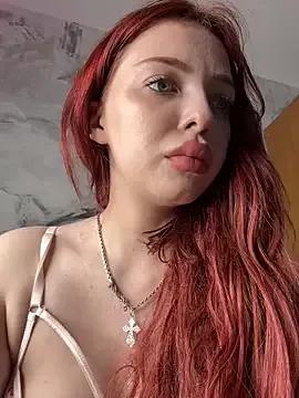 Hannah_xBaby from StripChat is Freechat