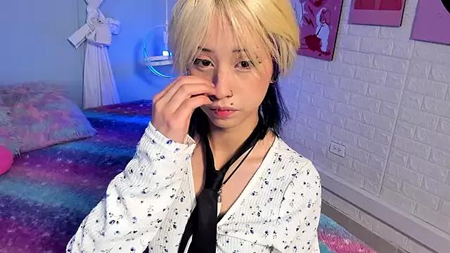 Check-out your craziest wishes with our pick of gaming cams models, featuring big knockers, round tails and tight twats.