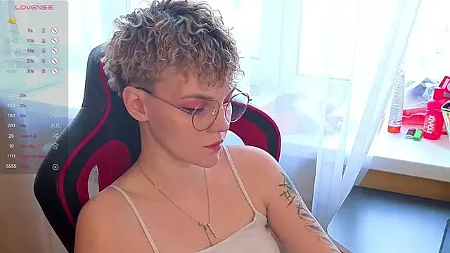 Haori_chan from StripChat is Freechat