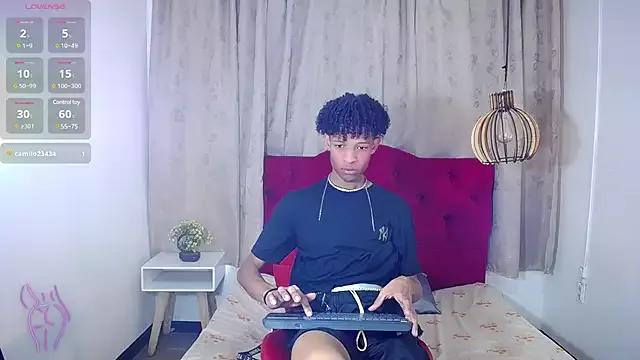 HardBoysXX from StripChat is Freechat
