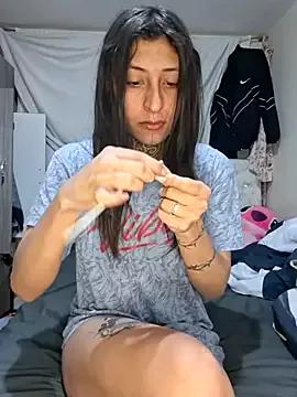 Harley_Miller_ from StripChat is Freechat